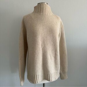 New HILFIGER 100% Wool Turtle Neck Sweater M made In Italy